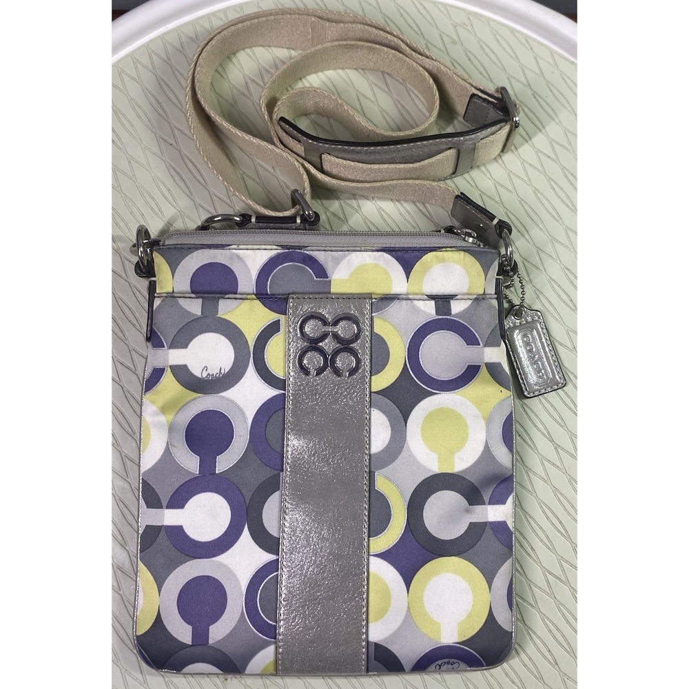 Coach Julia Op Art Scarf Print Lilac Swingpack Crossbody Purse Bag 8.5"x7.5"